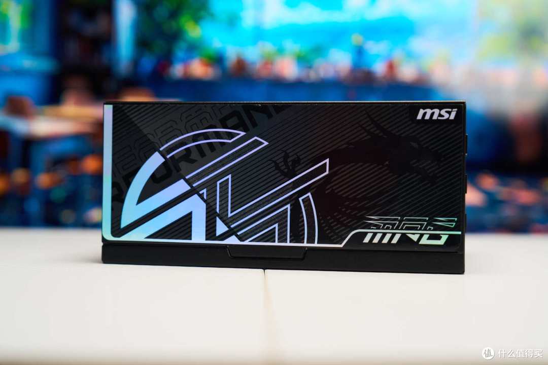 微星 MPG Ai1300TS PCIE5 月神:面向下一代旗舰的稳定供电方案