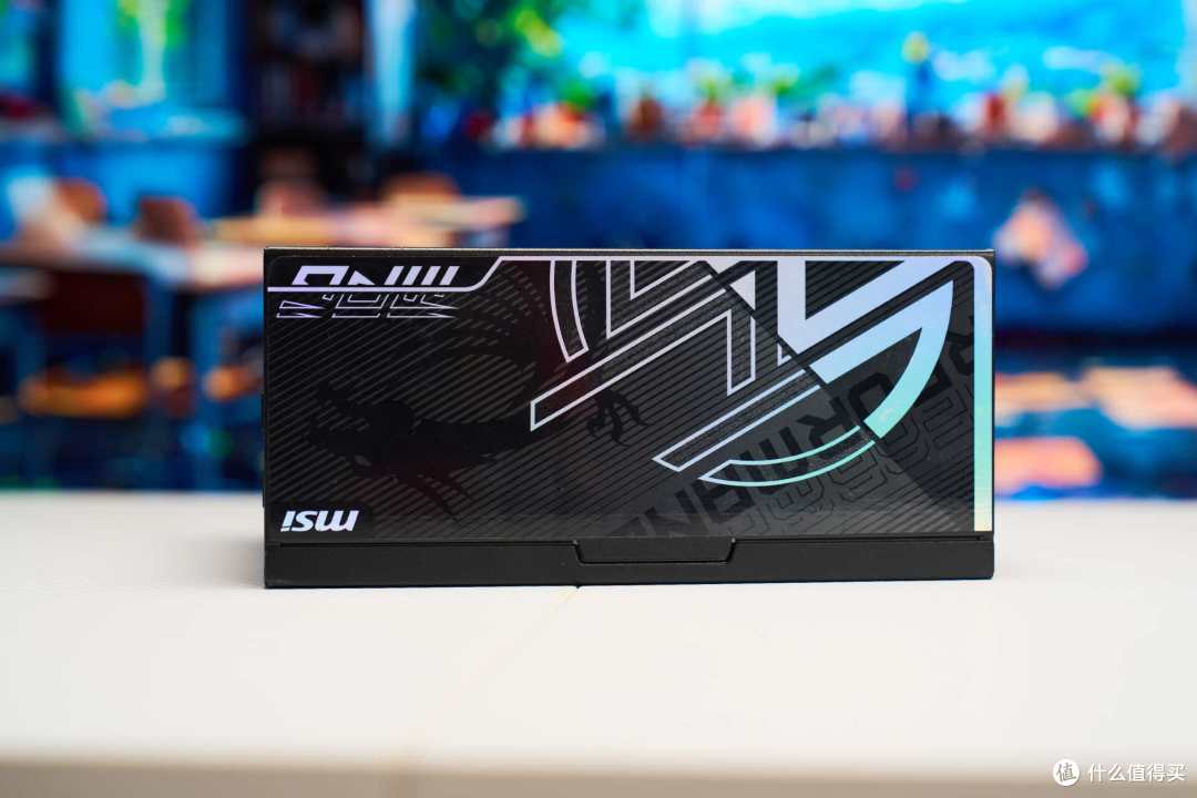 微星 MPG Ai1300TS PCIE5 月神:面向下一代旗舰的稳定供电方案