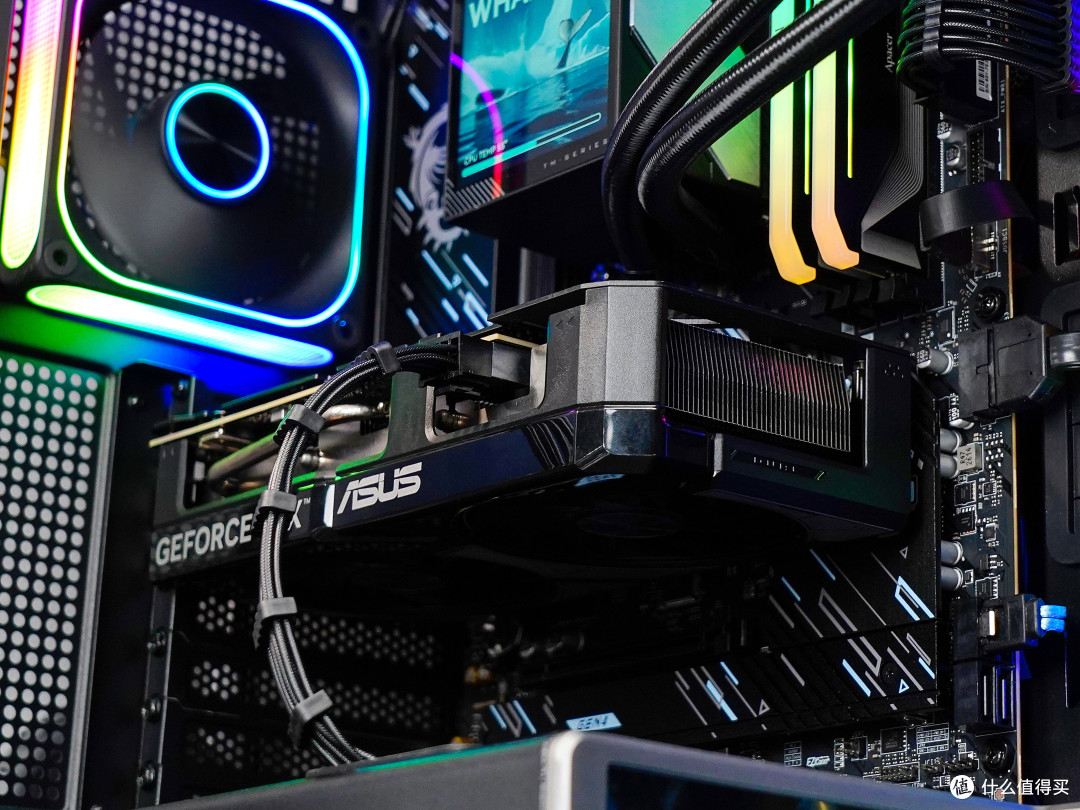 涨价时期的妥协:245k+5060Ti+双屏海景房机箱的装机方案