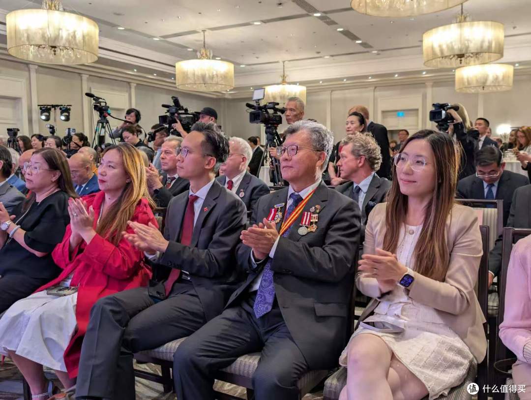 加拿大共工社社长孙瑞祥受邀出席中国驻多伦多总领馆国庆招待会