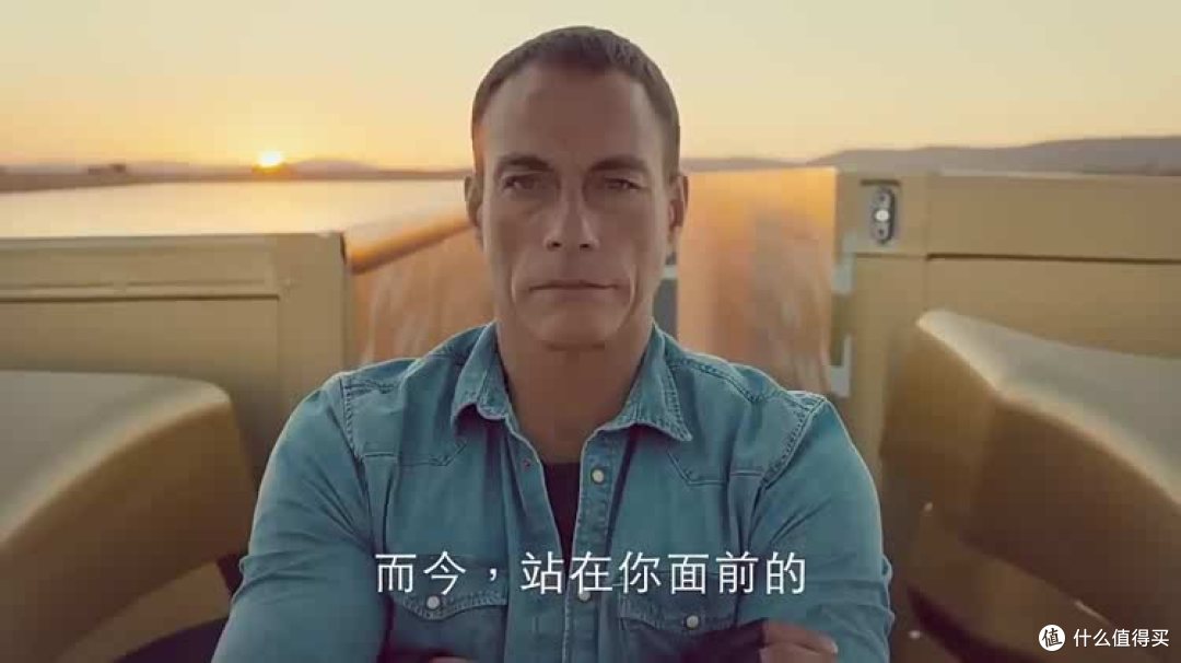 沃尔沃一字马广告牛,谢苗在两台理想L9上打太极就是AI?