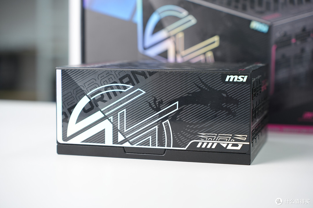 旗舰主机的定心丸！微星 MPG Ai1300TS PCIE5 月神电源