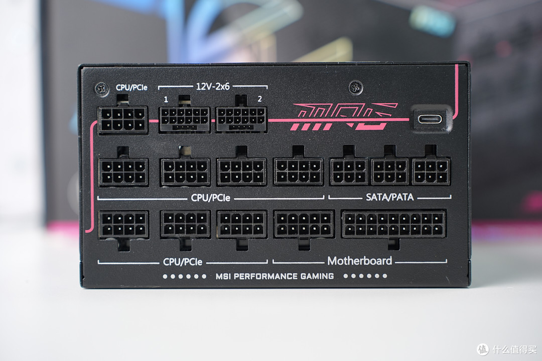 旗舰主机的定心丸！微星 MPG Ai1300TS PCIE5 月神电源