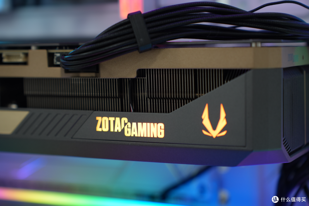 旗舰主机的定心丸！微星 MPG Ai1300TS PCIE5 月神电源