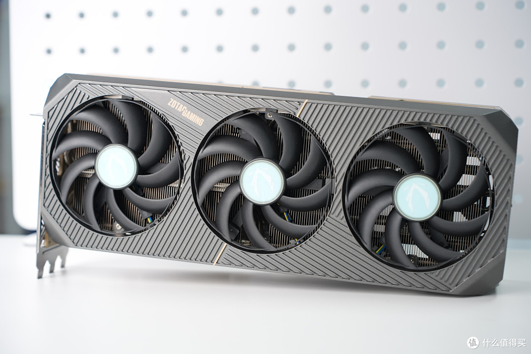 旗舰主机的定心丸！微星 MPG Ai1300TS PCIE5 月神电源