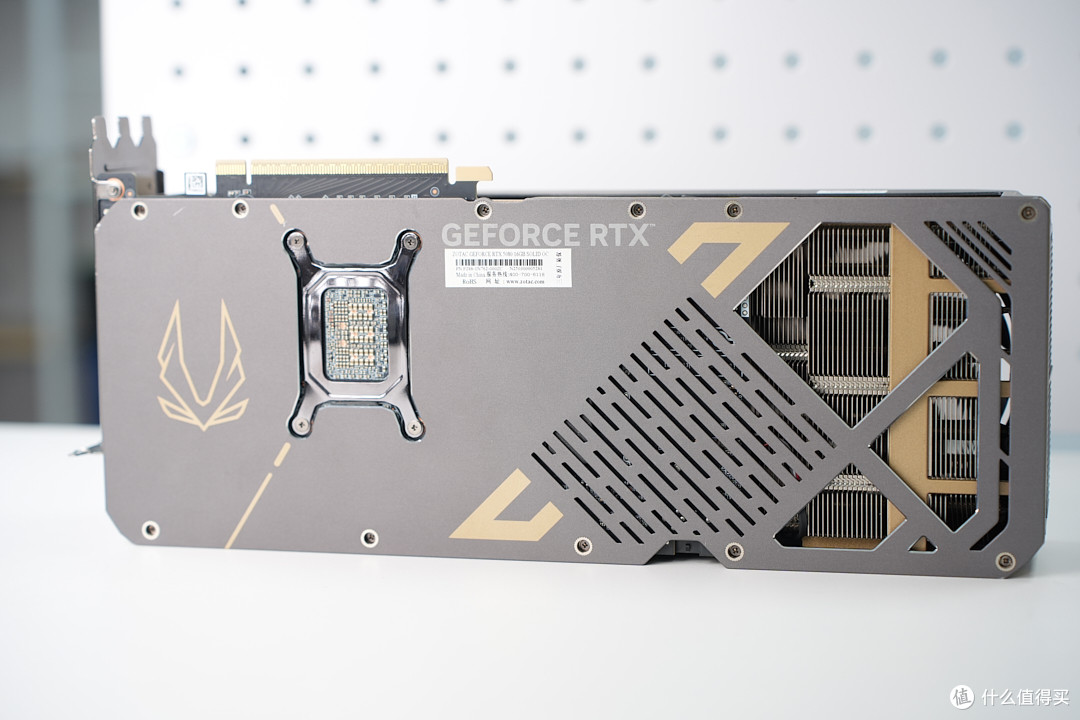旗舰主机的定心丸！微星 MPG Ai1300TS PCIE5 月神电源