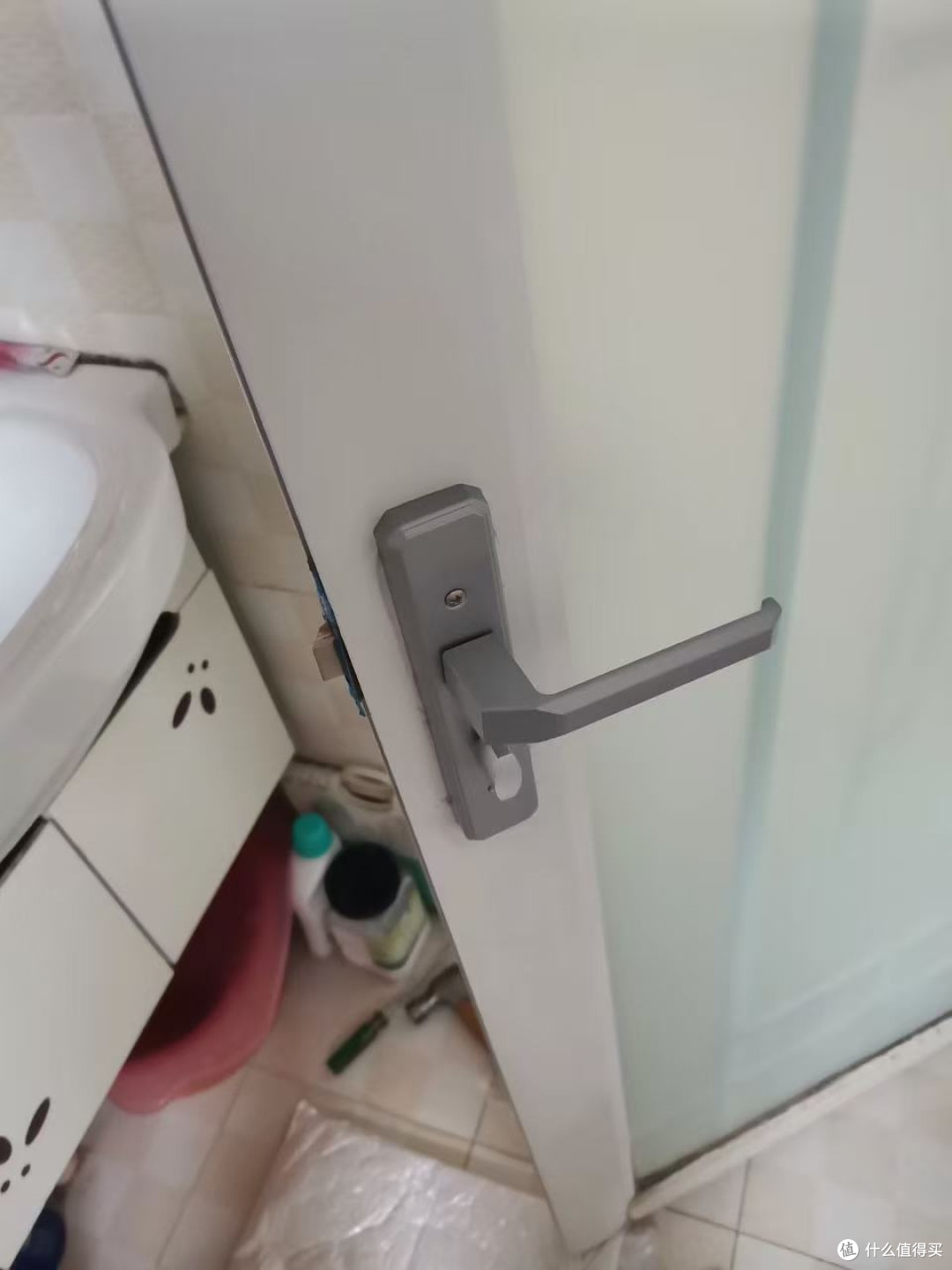 黑色静音门锁,卫生间玻璃门好搭档