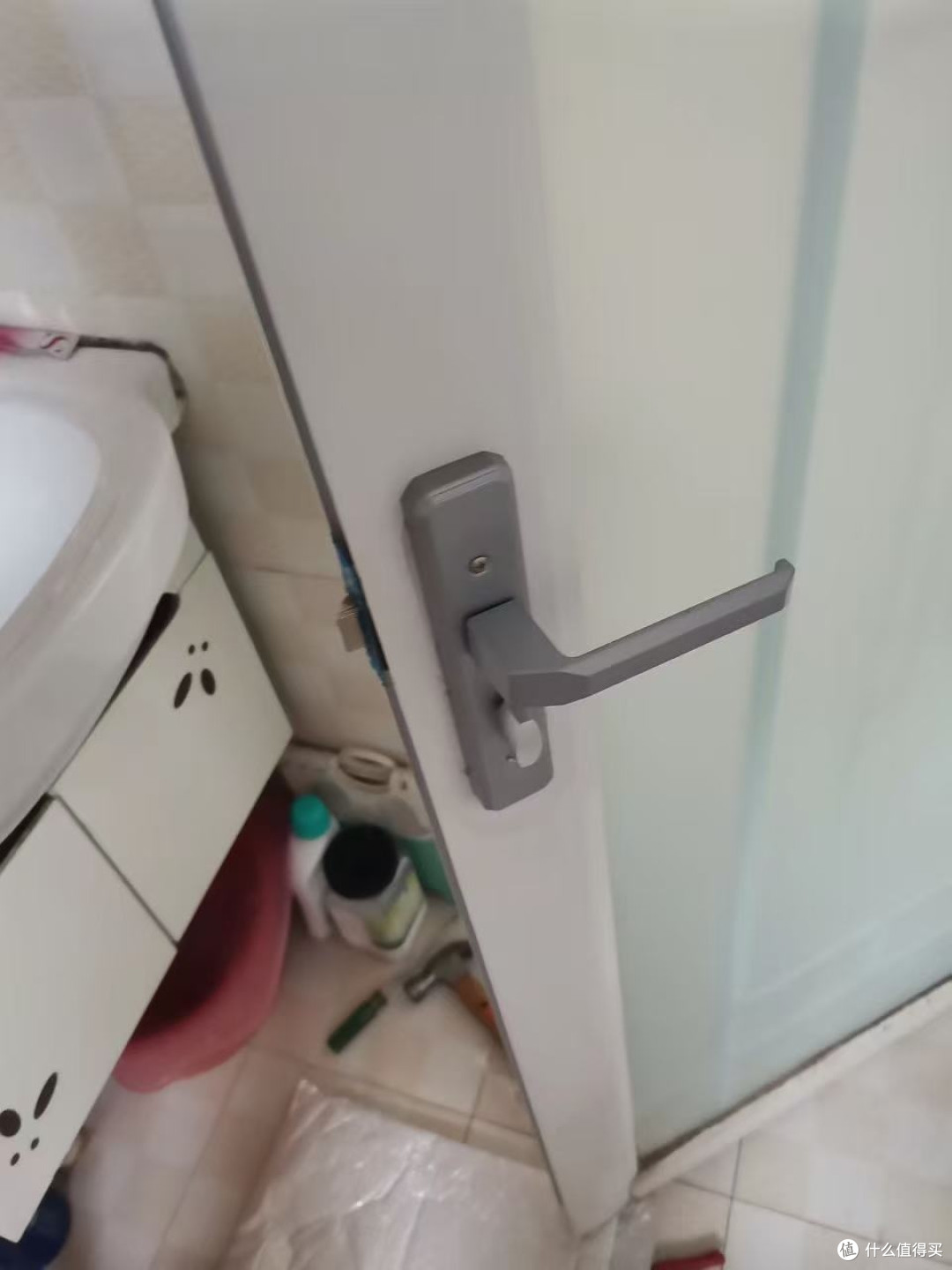 黑色静音门锁,卫生间玻璃门好搭档
