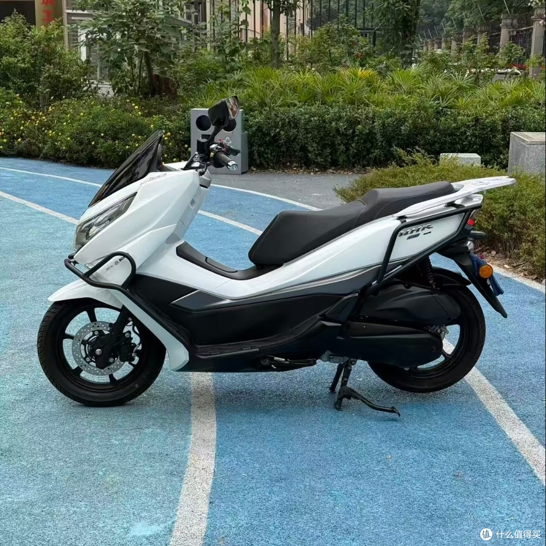 150踏板摩托车一个月油费比汽车省一半