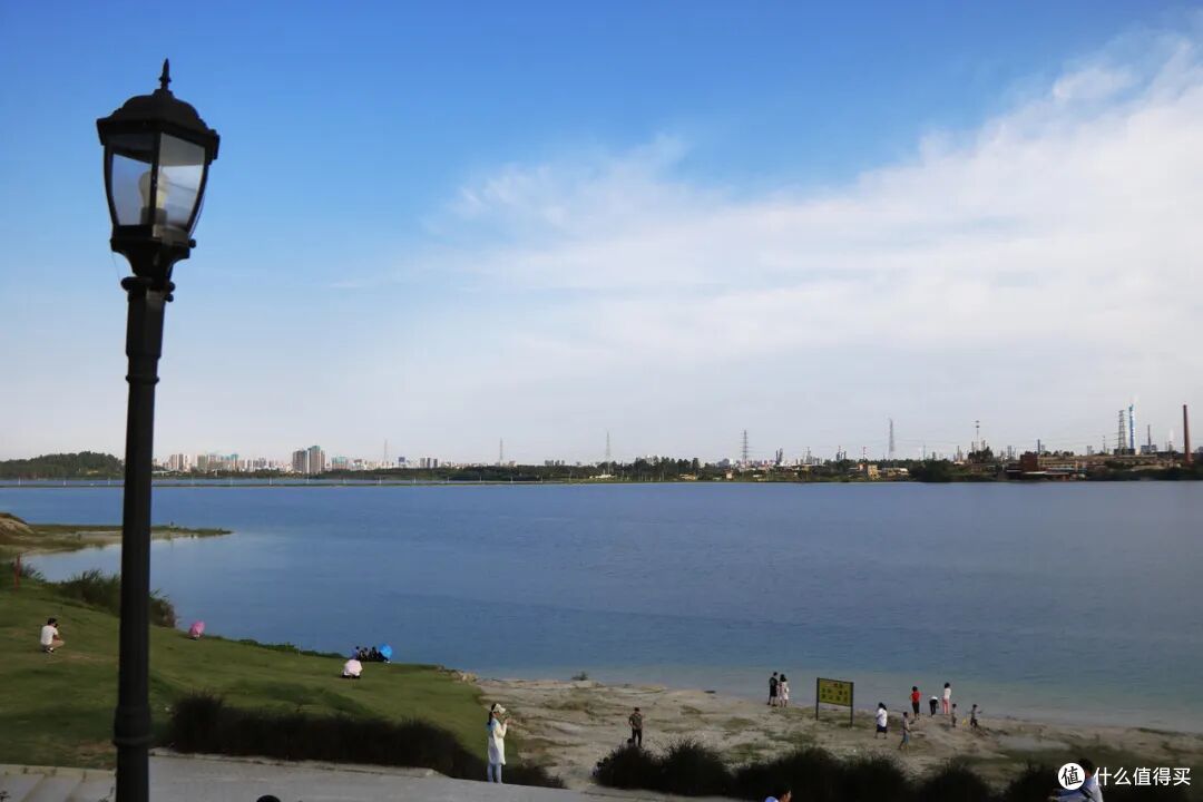 赶海吃美食泡温泉!双节反向旅行,这座小城安逸惨