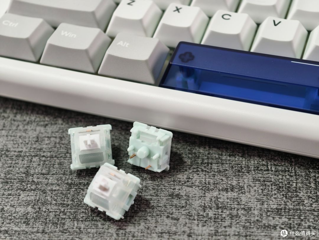 现在都在卷中小配列键盘,就你还在给108配列上8K?
