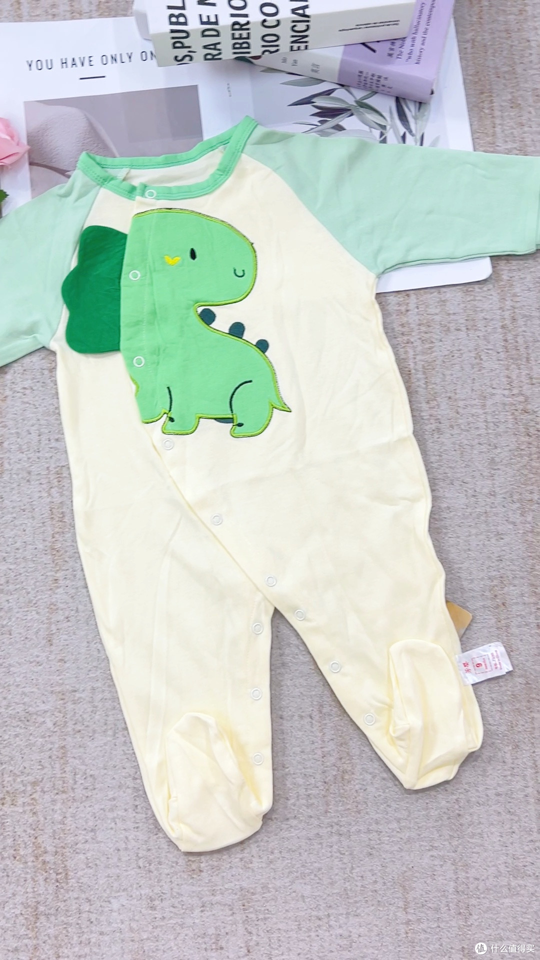 春秋季节宝宝连体衣怎么穿最舒适