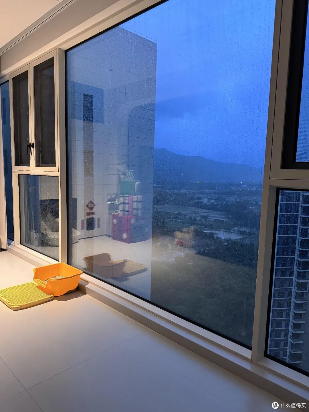 越来越多人搬出“顶楼”?过来人:想象很美好,入住后却一言难尽