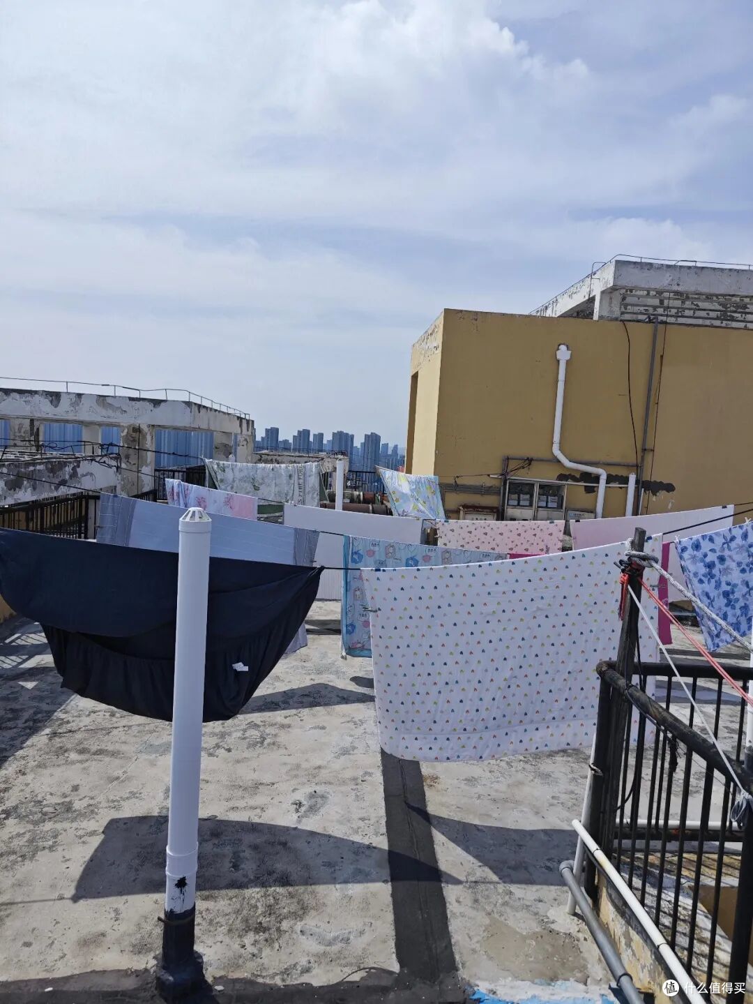 越来越多人搬出“顶楼”?过来人:想象很美好,入住后却一言难尽