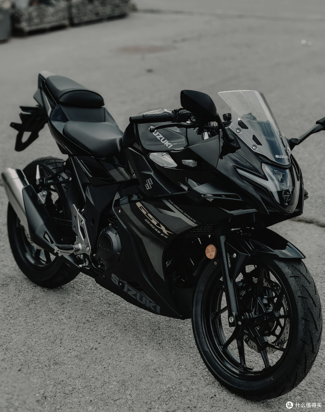 GSX250R:新手仿赛的容错保障