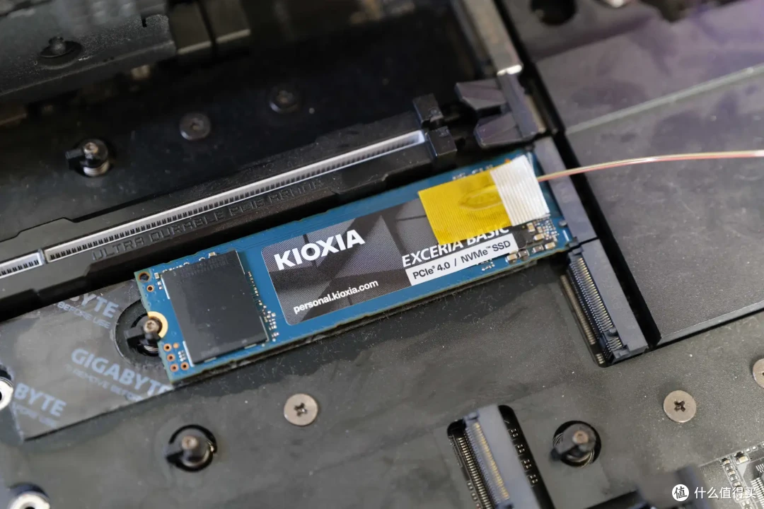 5款QLC SSD 终极横评: 19项深度测试,头名简直杀疯了