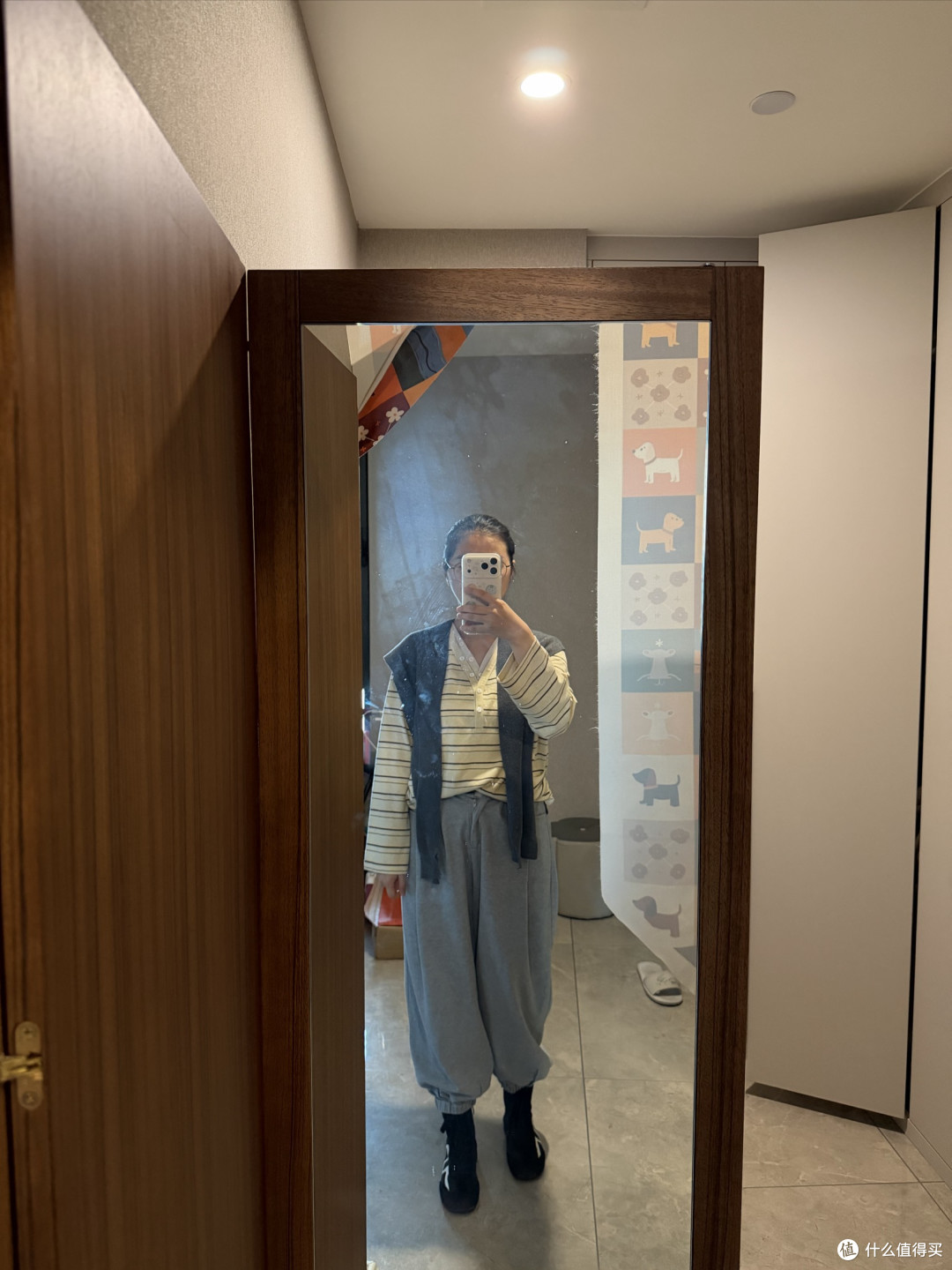 豆包帮我来搭配/一件条纹衫,3步叠出秋日层次感