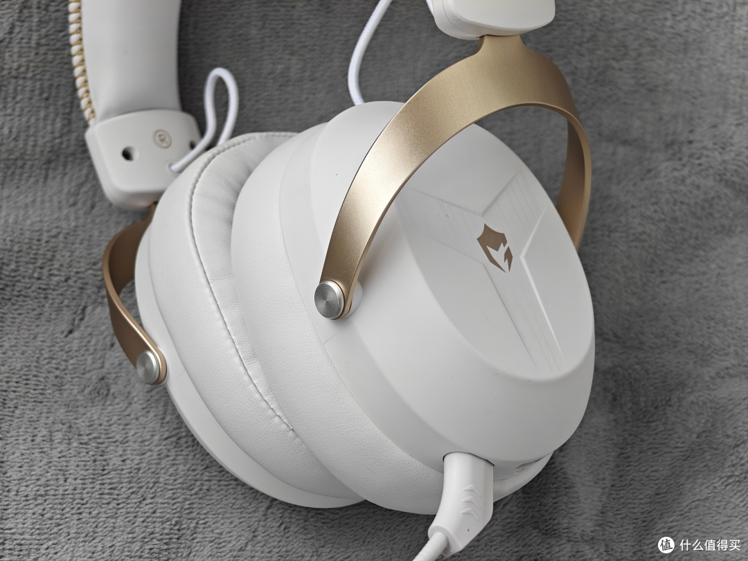469，HiFi厂跑来做游戏耳机？是游戏耳机+HiFi=GM55！