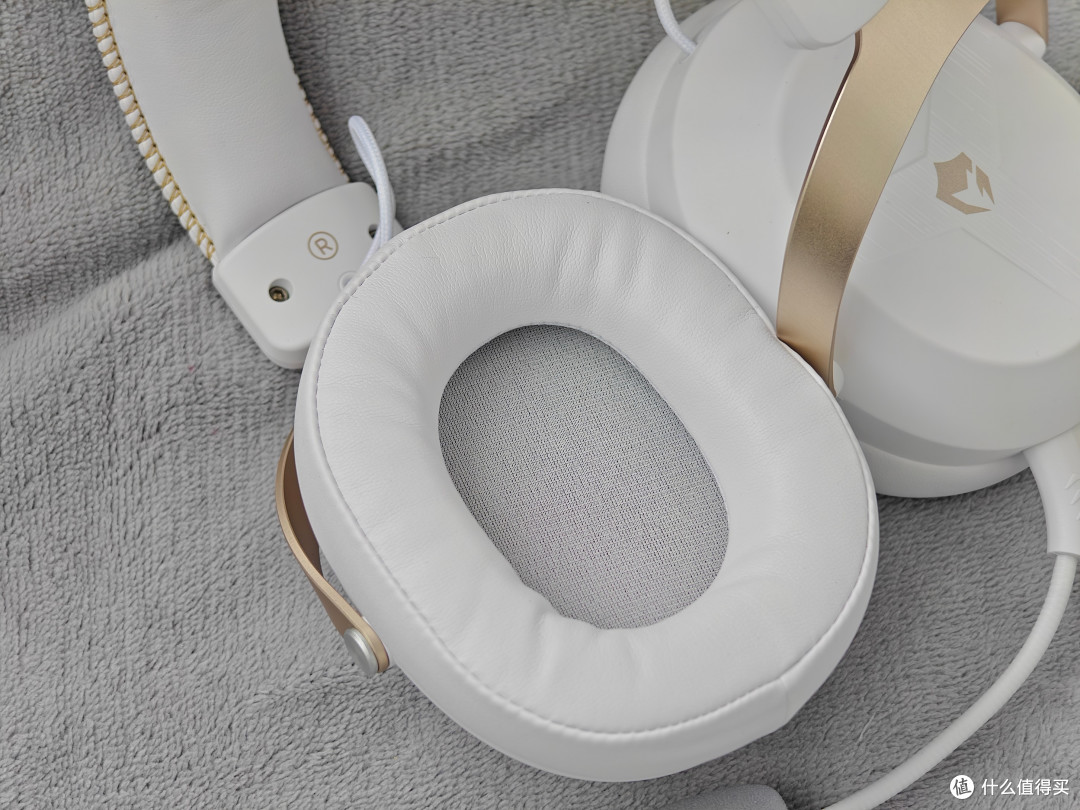 469，HiFi厂跑来做游戏耳机？是游戏耳机+HiFi=GM55！