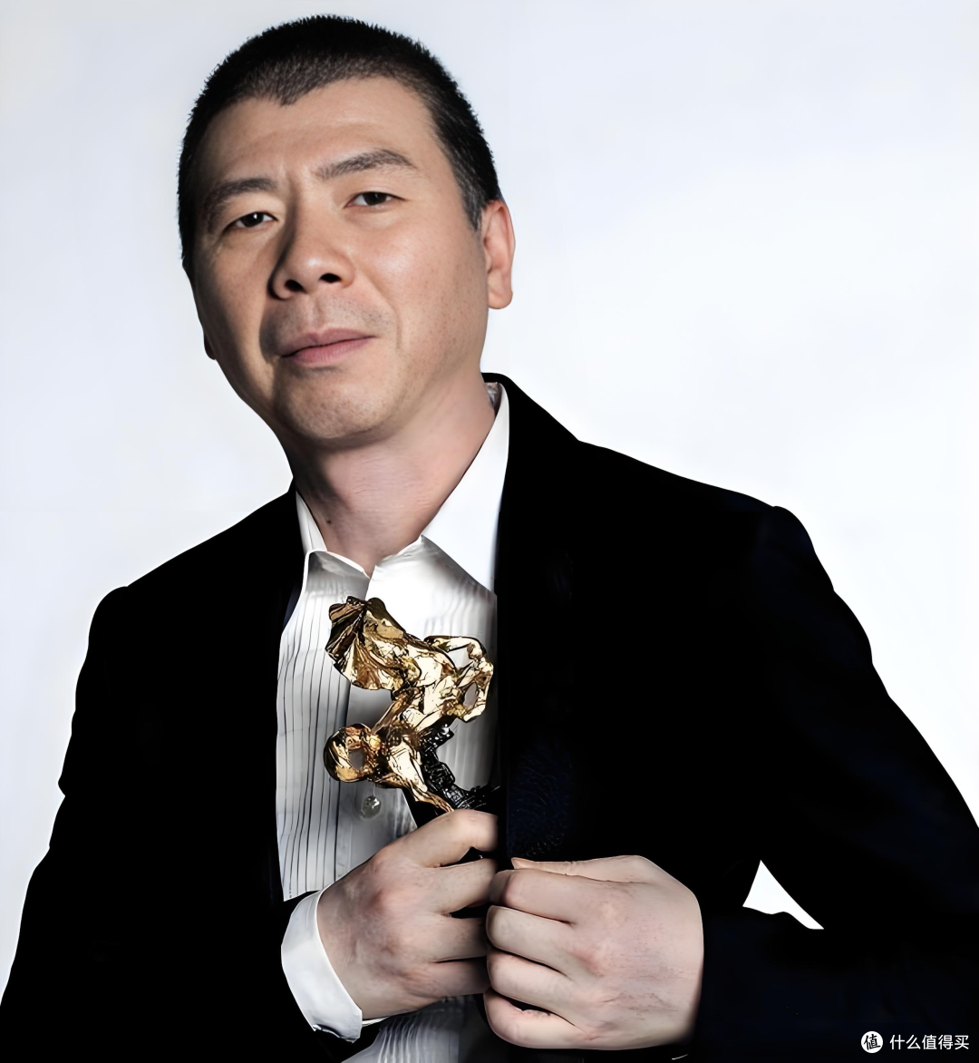 冯小刚旧账新翻:9年后首回应"垃圾观众",还自曝新片亏惨