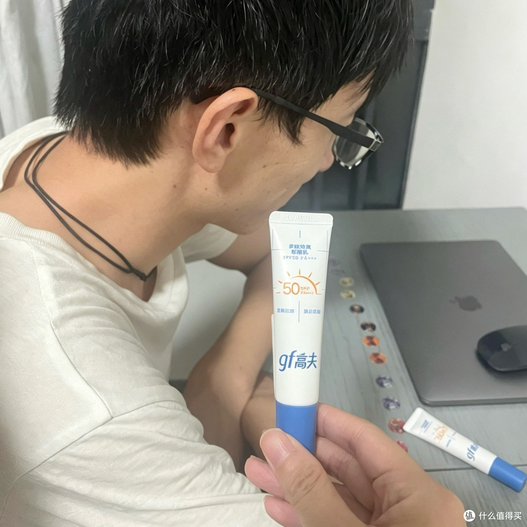 防晒全家桶|广东的夏天赖着不走,全家的防晒也得各就各位