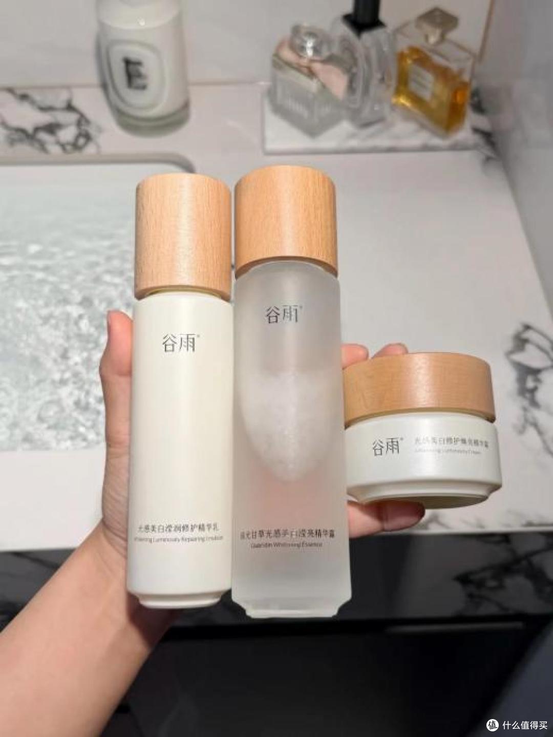 不猛刷酸怎么变成透亮肌?这3套去黄提亮套装帮我撑过了换季