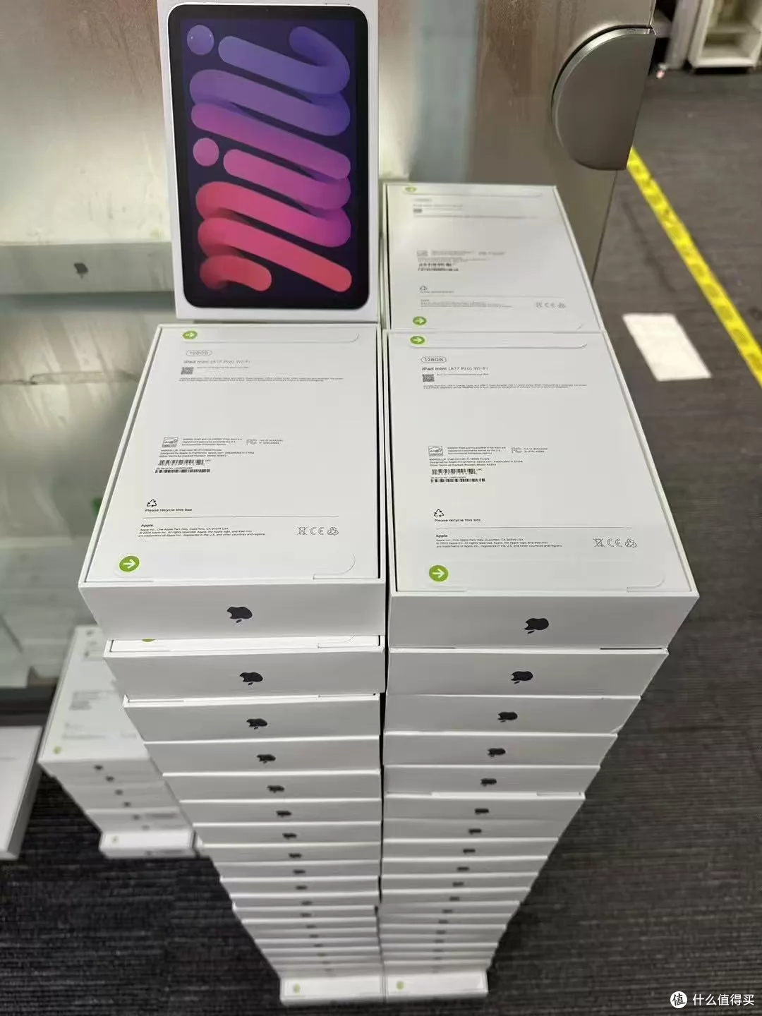 iPad mini7 卖2999元,型号那栏却填着六代