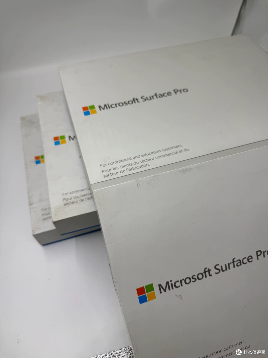 Surface Pro5 卖350到1688元,低档是键盘