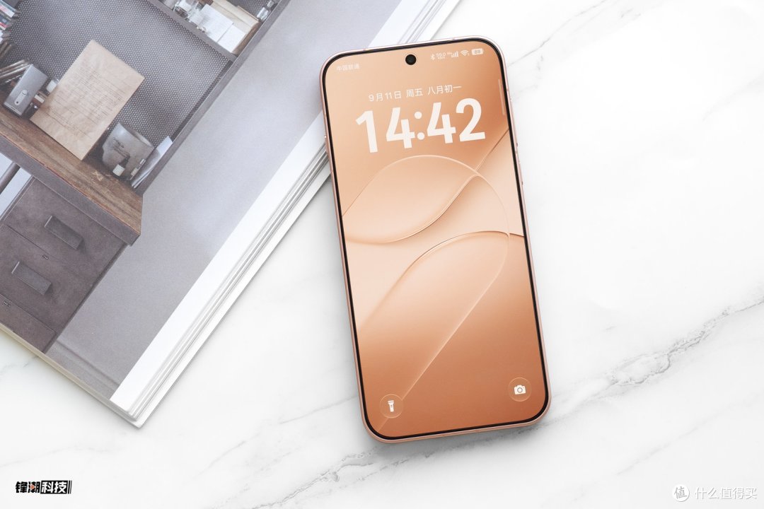 10 月三家旗舰横评:小米 18 Pro、vivo X500、OPPO Find X10