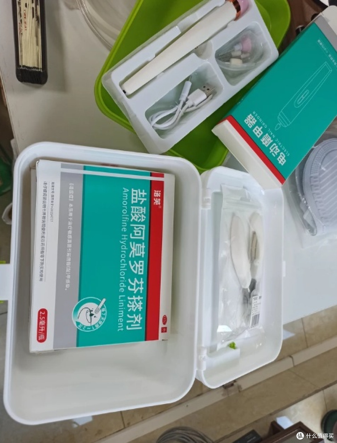 灰指甲专用搽剂,阿莫罗芬每周一次