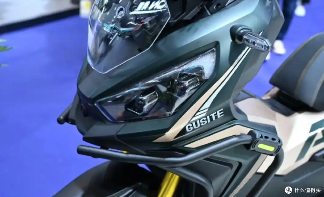古思特AGV-S250,250级跨界踏板,城乡通勤轻穿越全能手