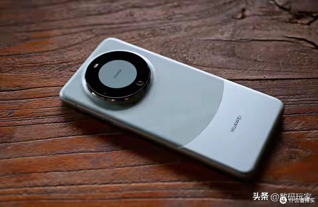 Mate60 Pro升级鸿蒙7，同样新版系统，为什么功能不一样？