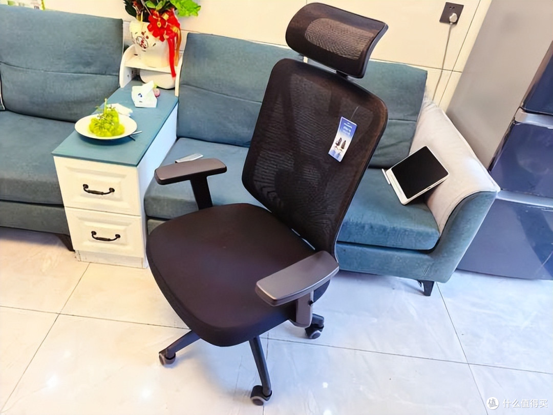 人体工学椅夏草木、享耀家和保友哪个更好用?三款详细体验对比