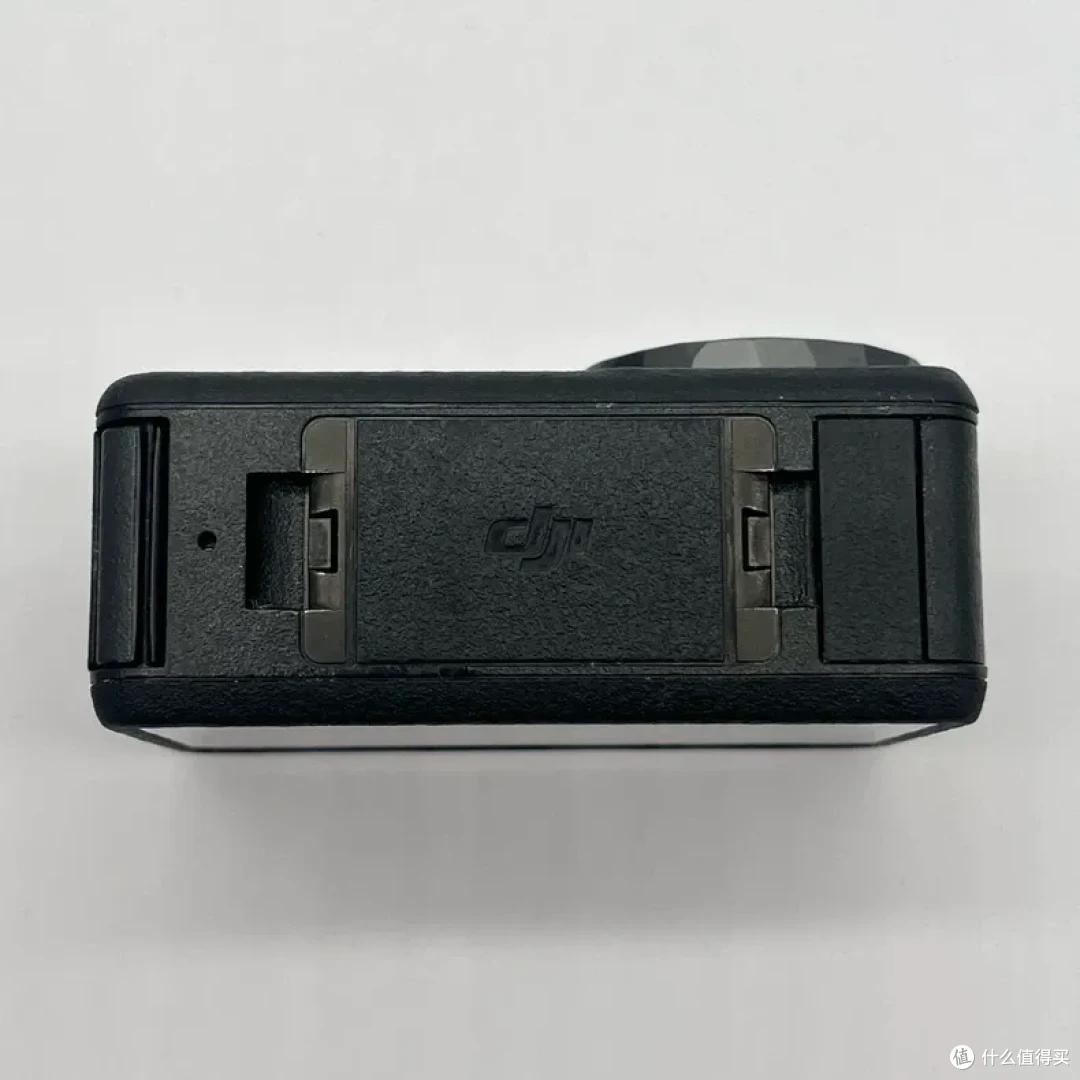 大疆 Action 5 Pro,发布两年二手价不降反涨:1600 元到底值不值