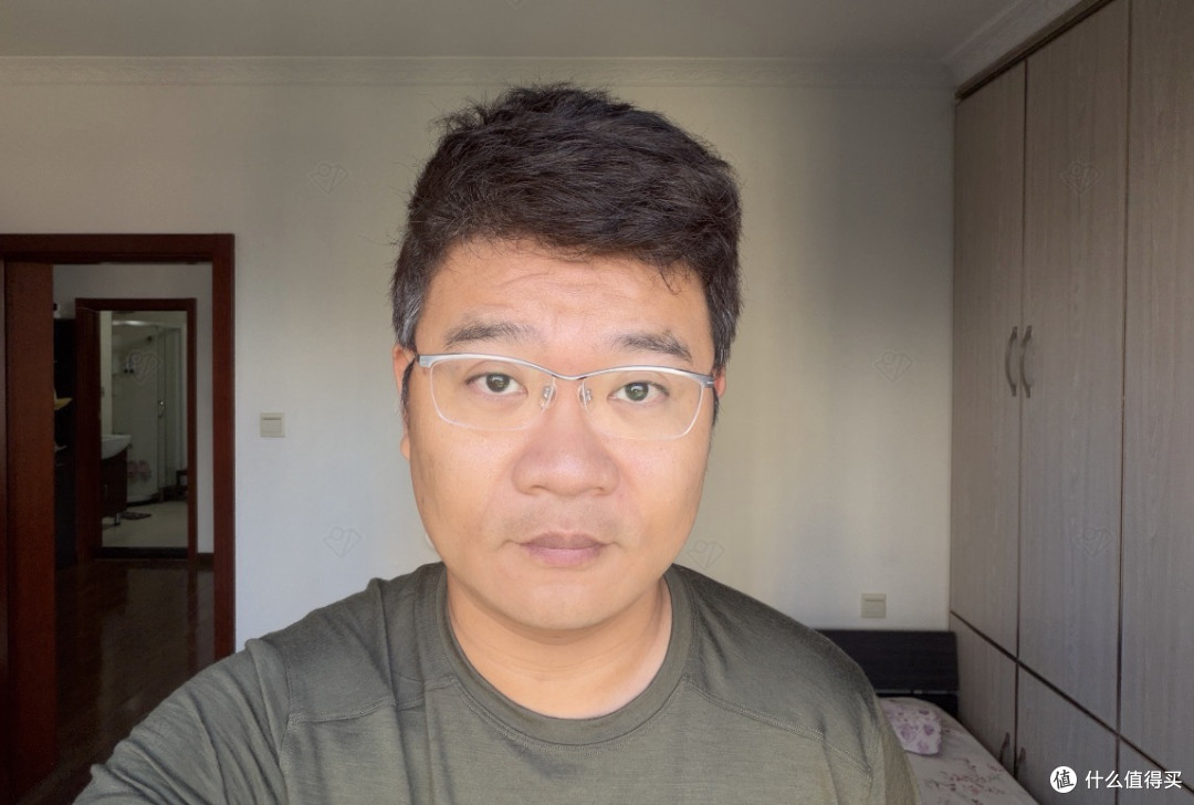 人到中年不妥协，边玩游戏边护肤--40+男人5款面膜的真实体验