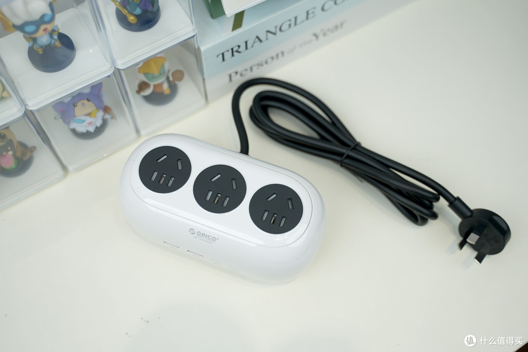 桌面快充刚需好物!奥睿科小白插排实测:小巧全能更安全