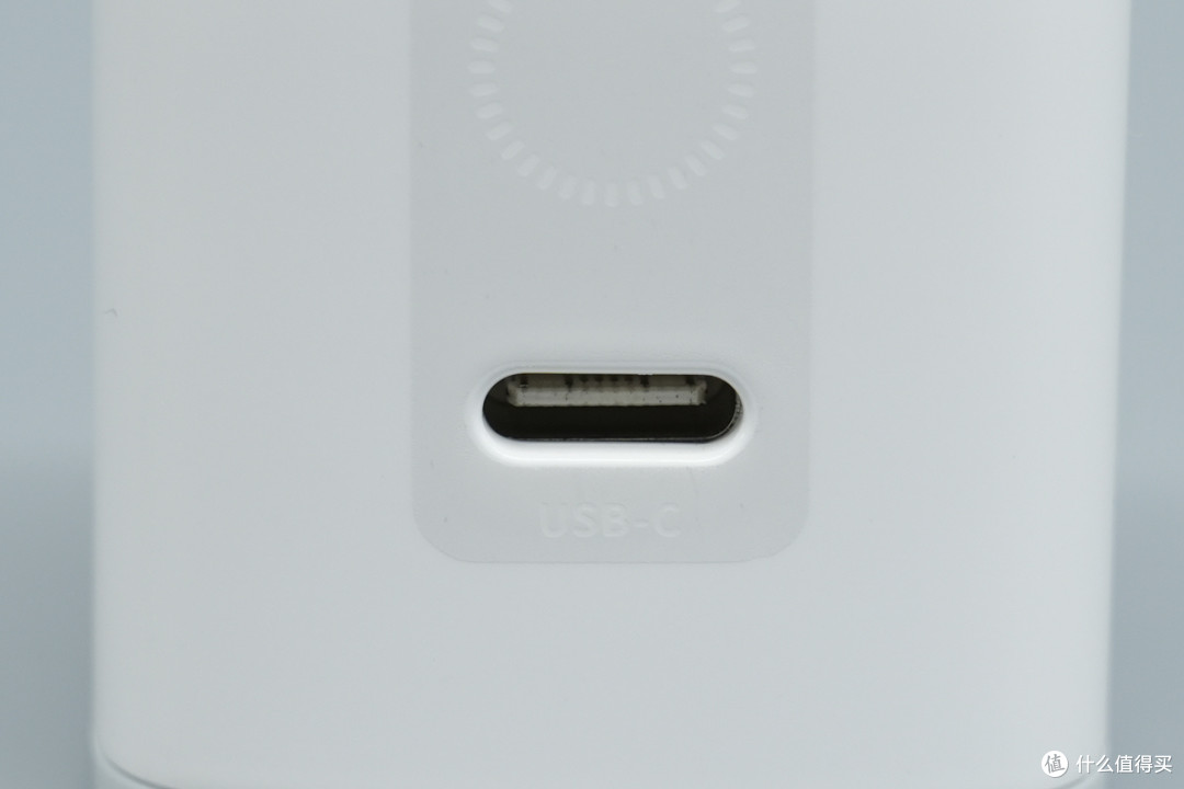 支持 PD3.2与UFCS ,倍思 45W PicoGo Pro拆解