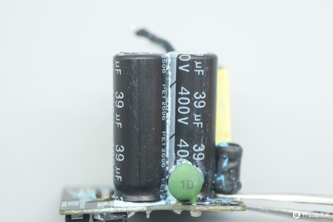 支持 PD3.2与UFCS ,倍思 45W PicoGo Pro拆解