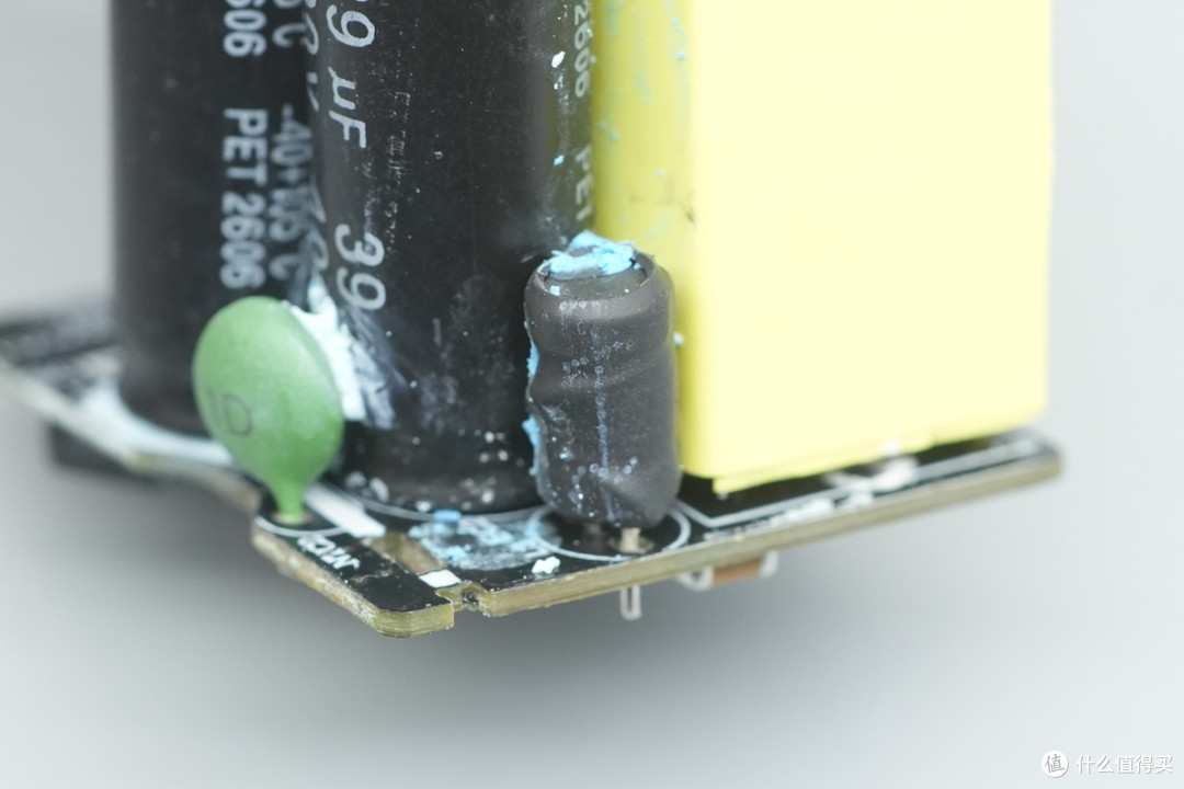 支持 PD3.2与UFCS ,倍思 45W PicoGo Pro拆解