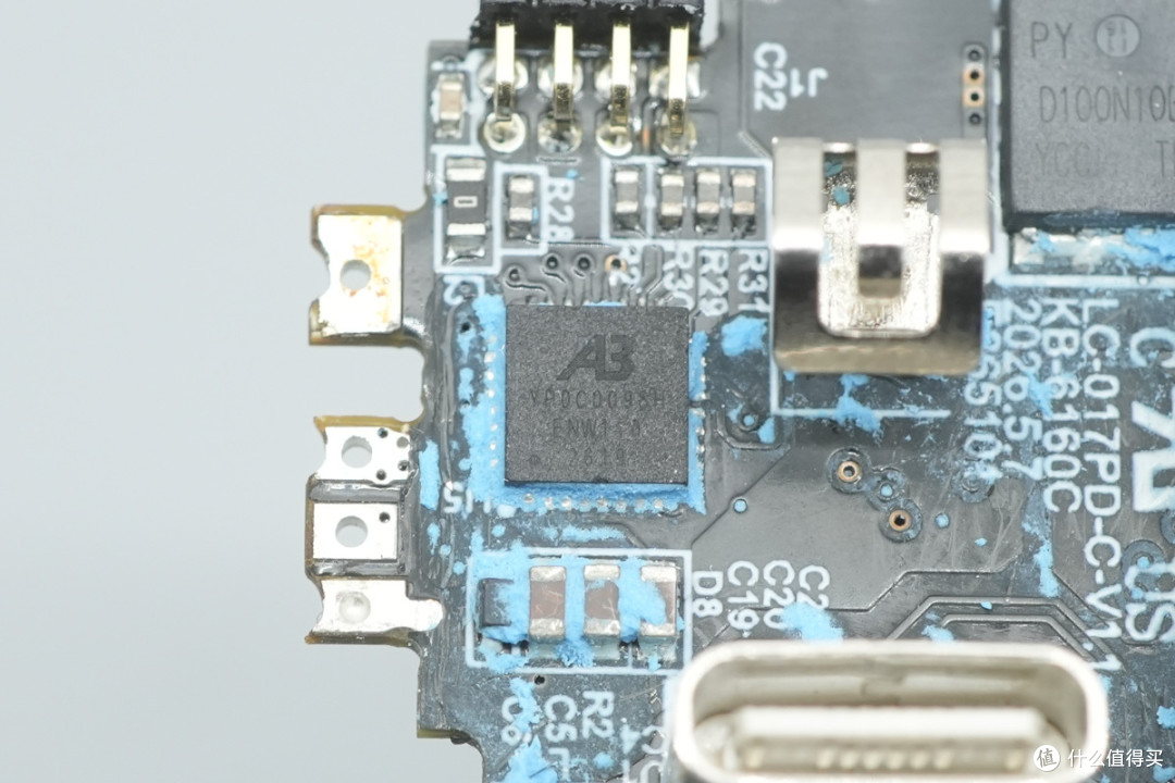 支持 PD3.2与UFCS ,倍思 45W PicoGo Pro拆解