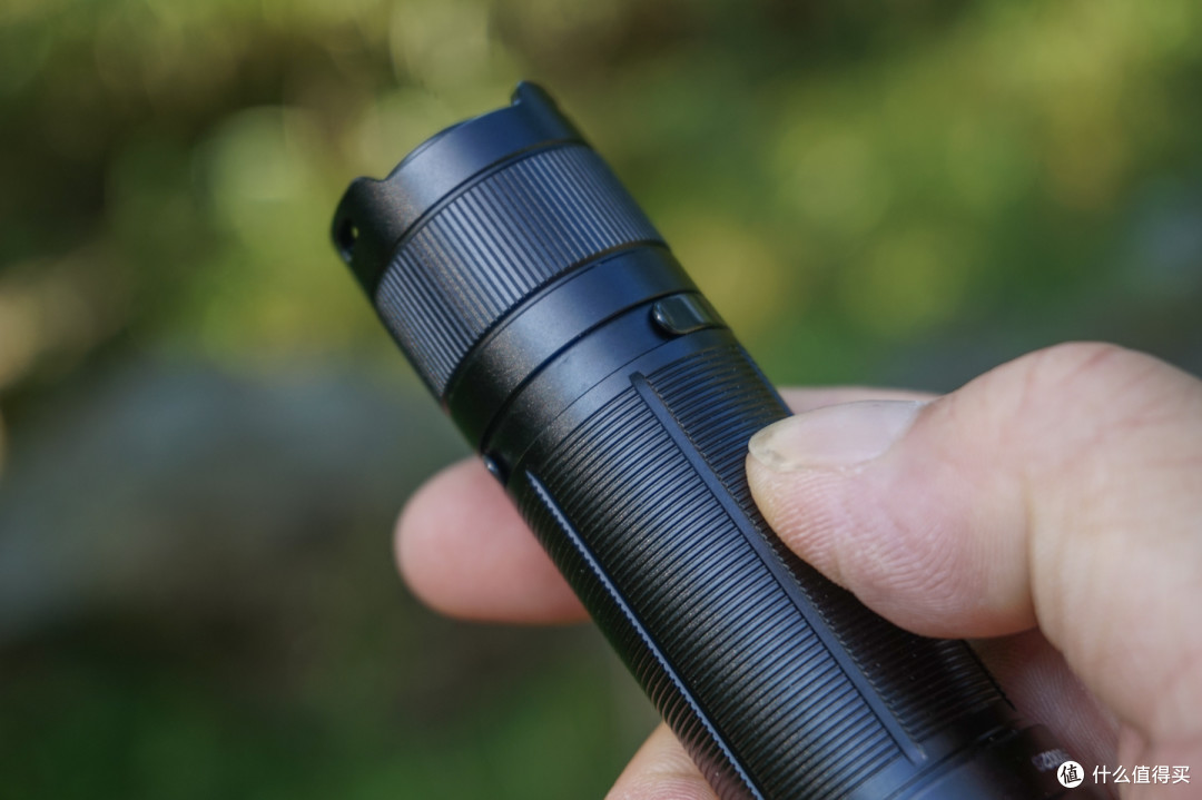 暴力小直FENIX K35R，3200流明430米远射上手测评