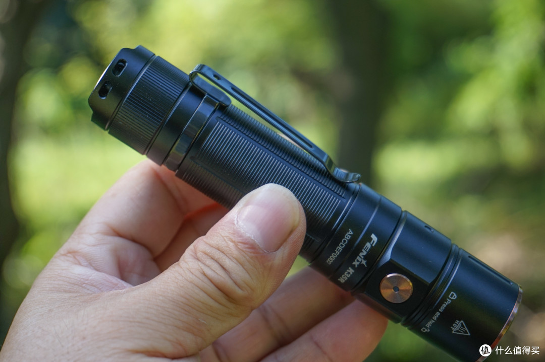 暴力小直FENIX K35R，3200流明430米远射上手测评