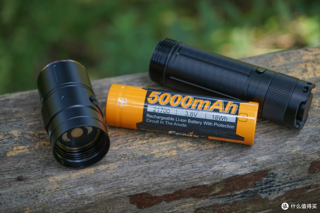 暴力小直FENIX K35R，3200流明430米远射上手测评