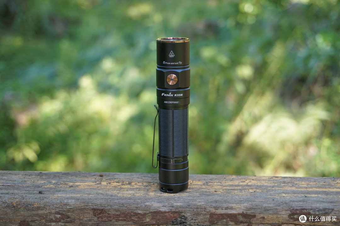 暴力小直FENIX K35R，3200流明430米远射上手测评