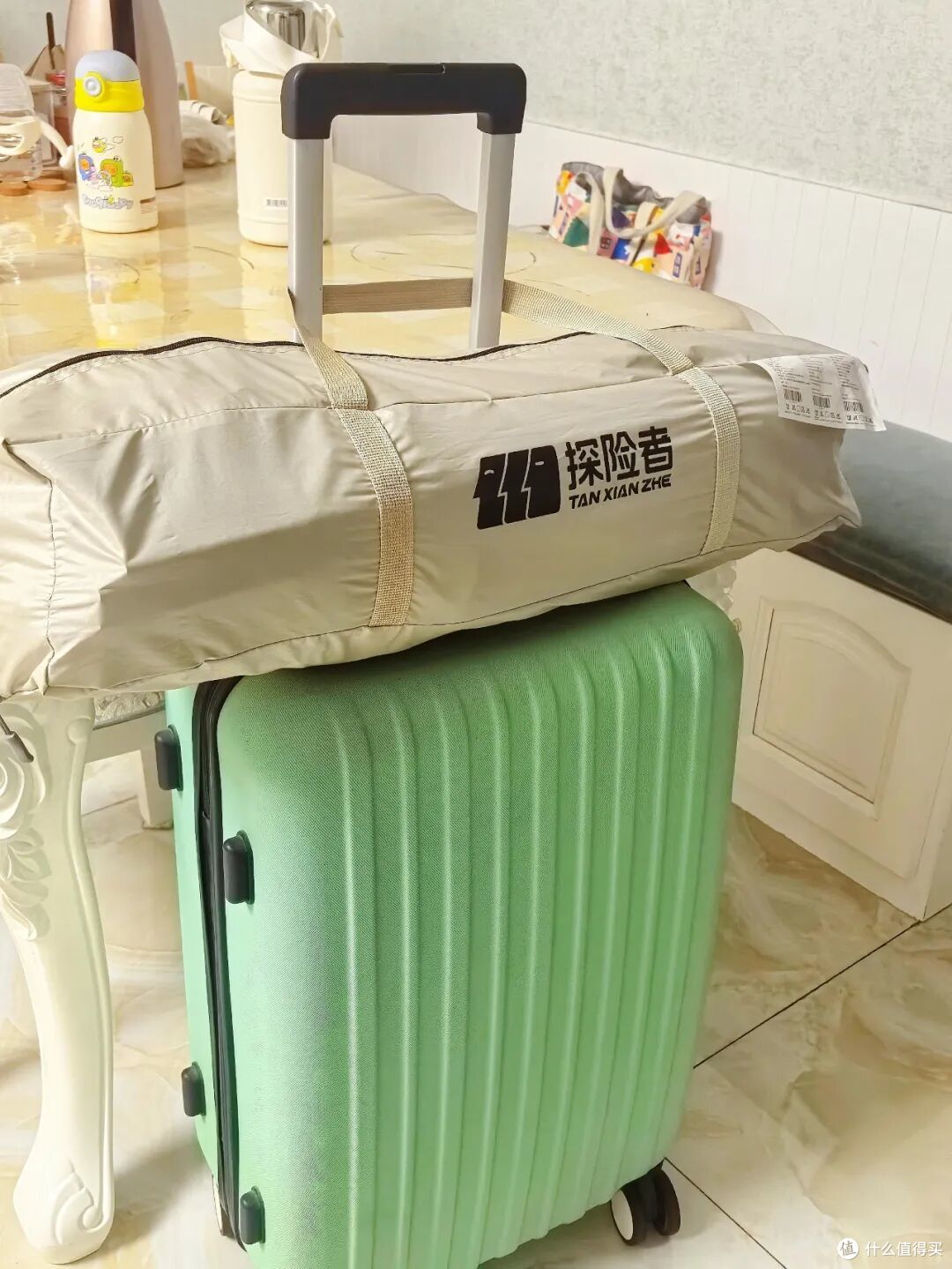 露营装备，也有“邪修版”？果然，还是年轻人的脑子更好使