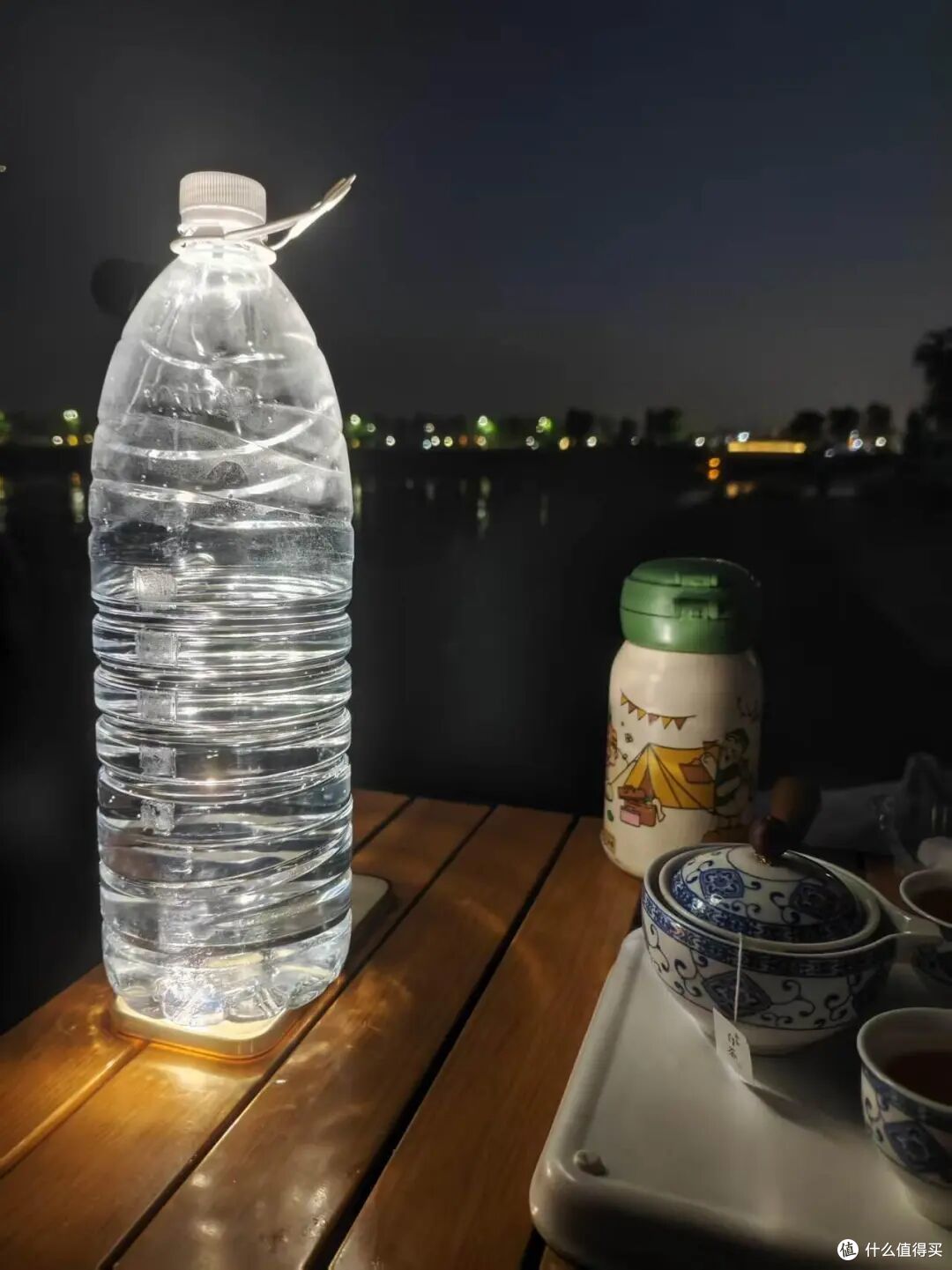 露营装备，也有“邪修版”？果然，还是年轻人的脑子更好使