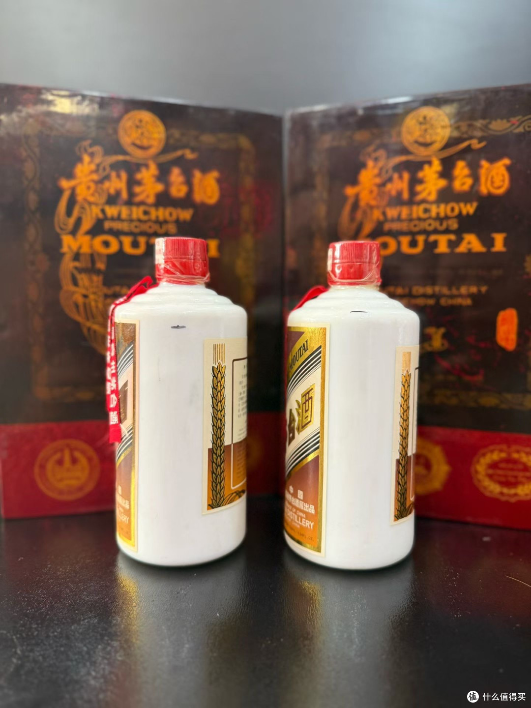 中秋国庆双节,开瓶珍藏老茅台,岁月入酒