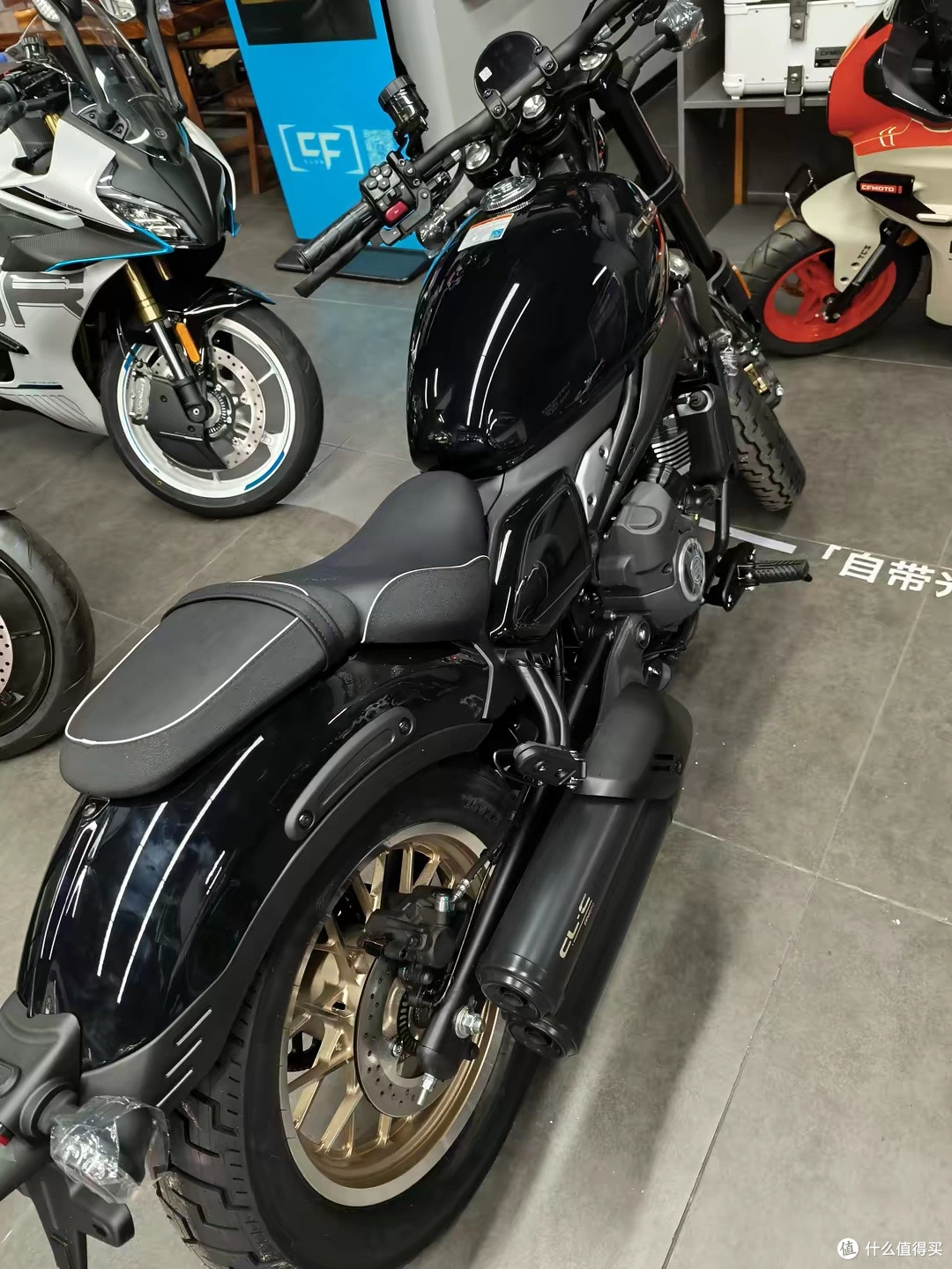 春风450CLC AMT:新手友好复古巡航实测