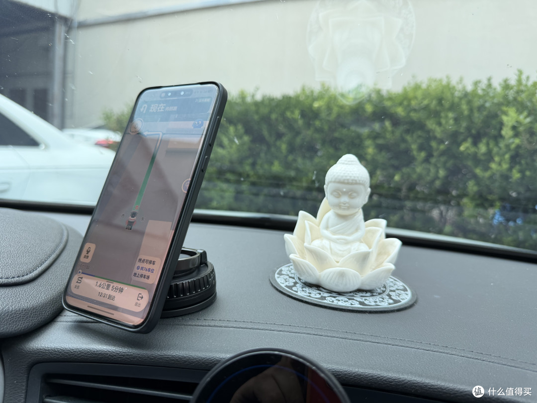燃油车老司机告诉你,不得不知的开车神器之:奥睿科真空磁吸支架