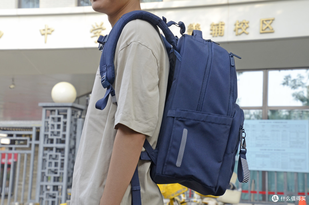 初中课业明显加重,GMT for Kids护脊书包为孩子科学减负